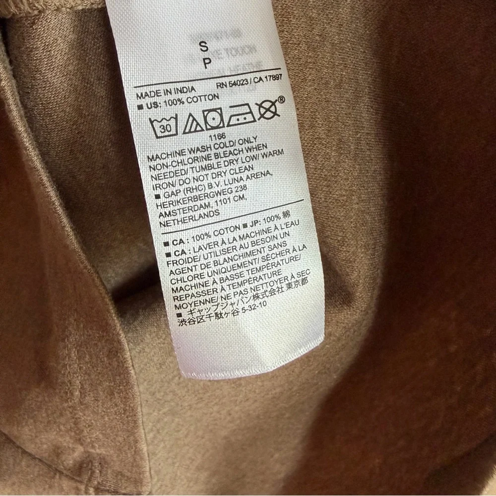 Banana Republic NWT Luxe‎ Touch Performance Long Sleeve Tee Taupe Small Cotton